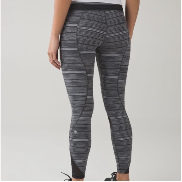 Lululemon Inspire Tight Il (Mesh) Cyber Black Deep Coal / Black Size 6 - Picture 2 of 8